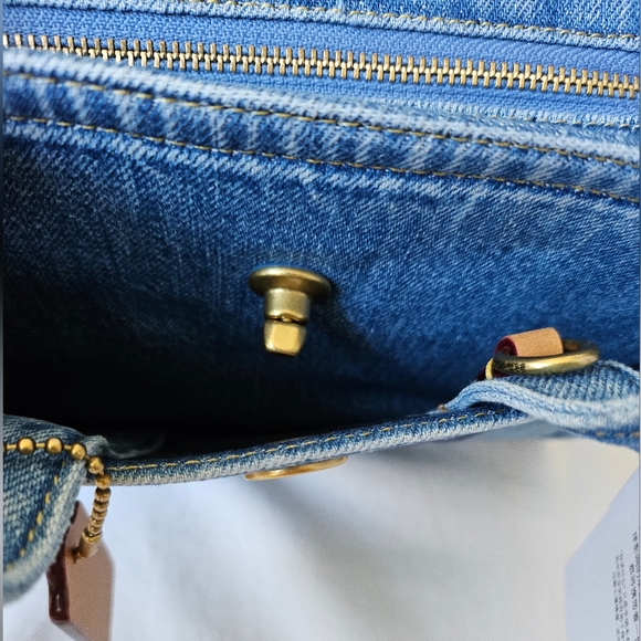 Coach Mini Cargo 20 Denim Tote Bag. NWT - Picture 8 of 14